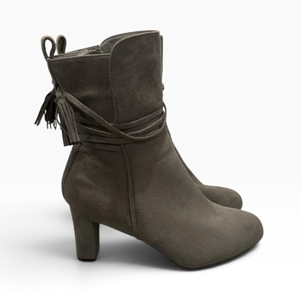 Women’s Gray Taupe Tassel Ankle Boots Size 10 High Heel Wrap Boho Booties